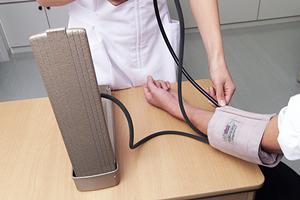 「東京でのがん検診をプレゼント！家族の健康を守るためのギフトアイデア」